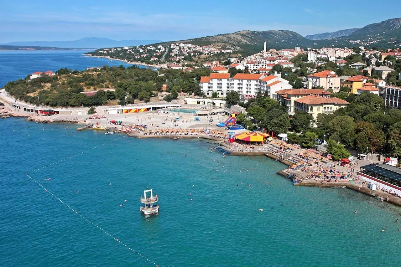 Apartments With A Parking Space Novi Vinodolski - 5488 0*,  Croatia